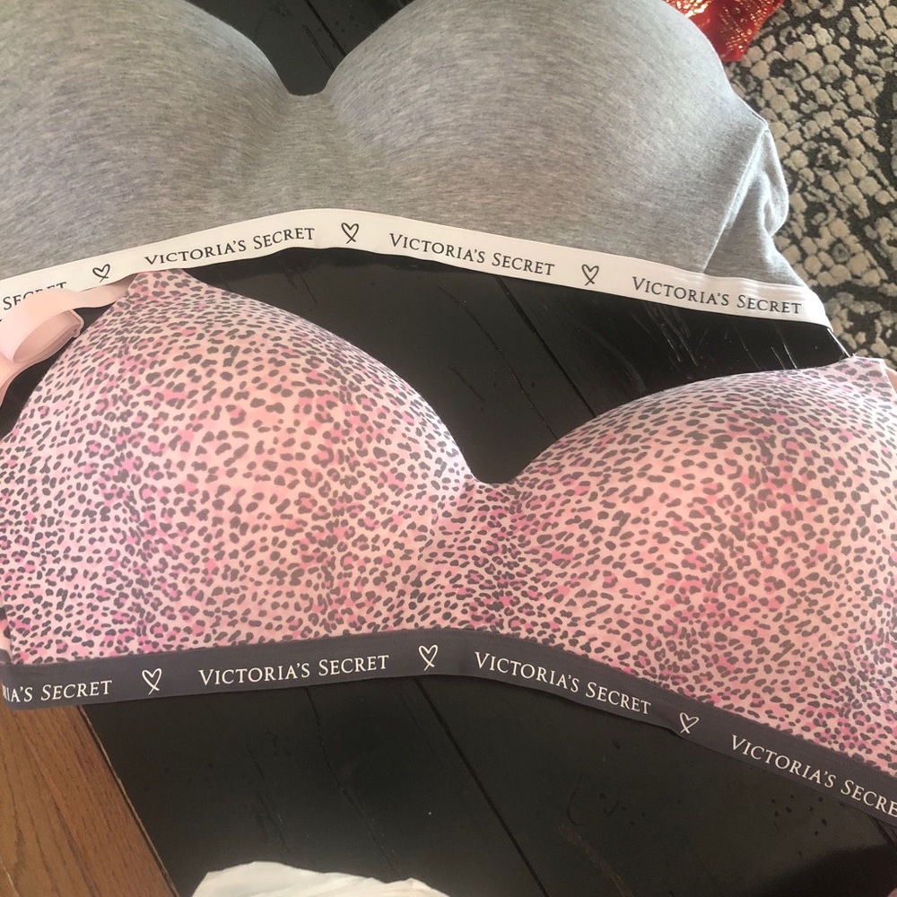 Victoria Secret Sports Bras